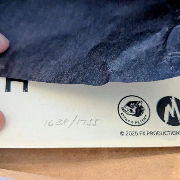 ALIEN EARTH SDCC 2025 Hall H Mondo FX Variant Limited Ed. Poster #1638/1755 New - Picture 3 of 3